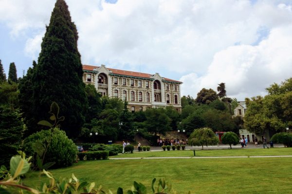 Devlet mi Vakıf mı? Üniversite Seçim Rehberi